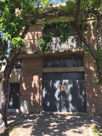 Homero 1900. Galpon.