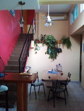 Tonelero 7100. Piso 3 ambientes.