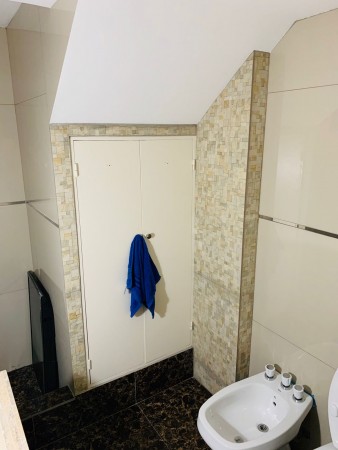 Caaguazú 7300. Chalet 4 ambientes.