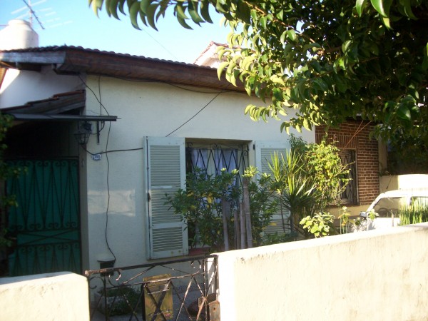 Paso 2100. Casa 4 ambientes.