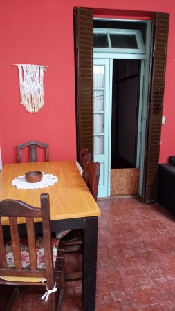 Zelada 6400. PH 4 ambientes con fondo libre.