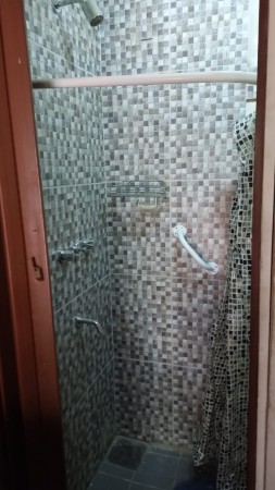 Zelada 6400. PH 4 ambientes con fondo libre.