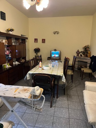 Pilar 600. Galpon losa + Depto 4 ambientes.