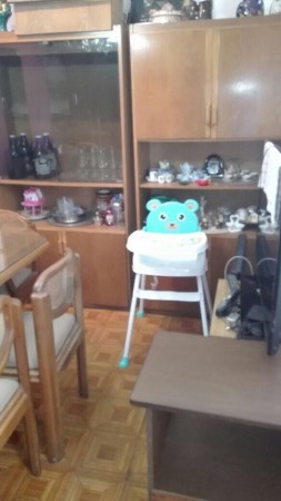 Av. de los Corrales 6700. Local y vivienda.