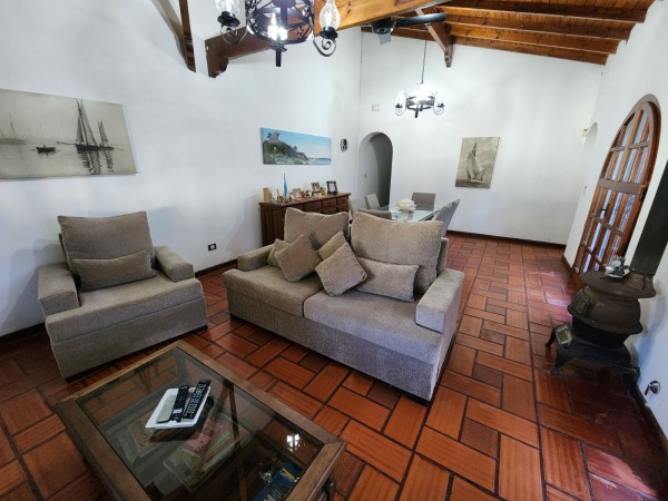 Jose de Paula y Rodriguez Alves 1000. Casa 3 ambientes.