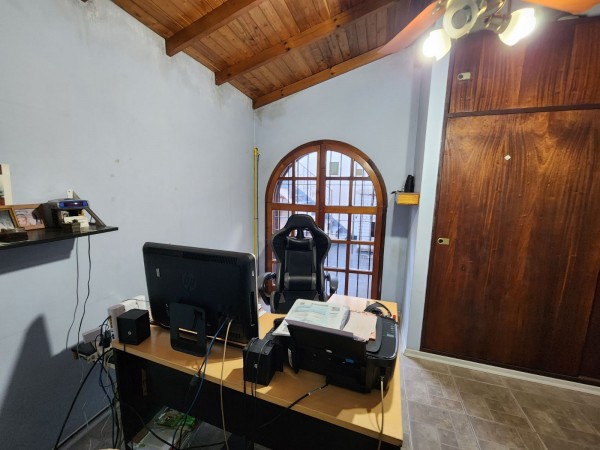 Jose de Paula y Rodriguez Alves 1000. Casa 3 ambientes.