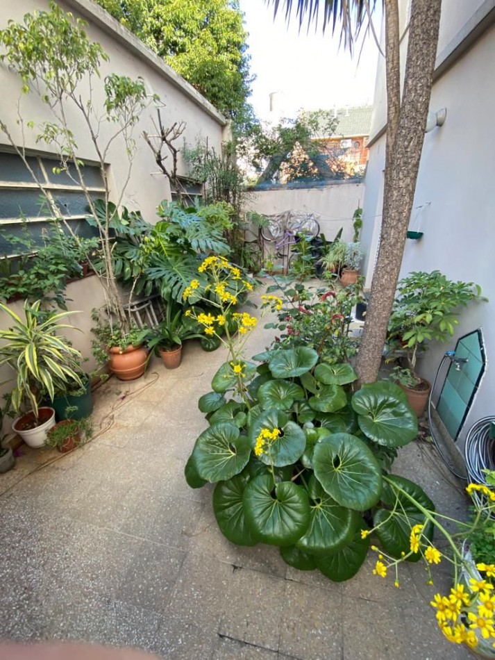 Tonelero 7400. Casa multifamiliar. 