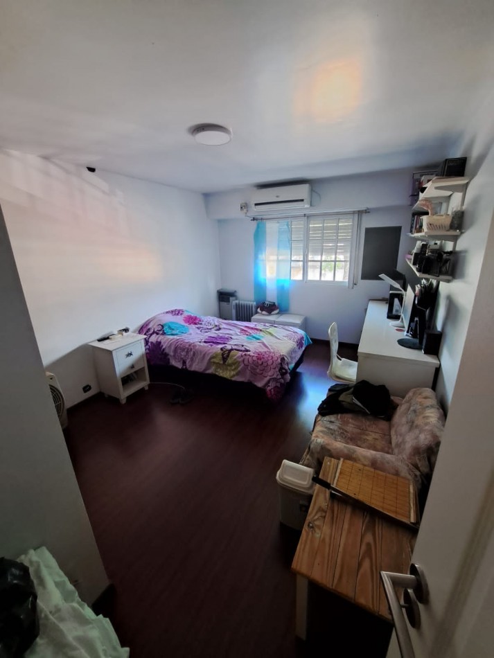 Tonelero 7400. Casa multifamiliar. 