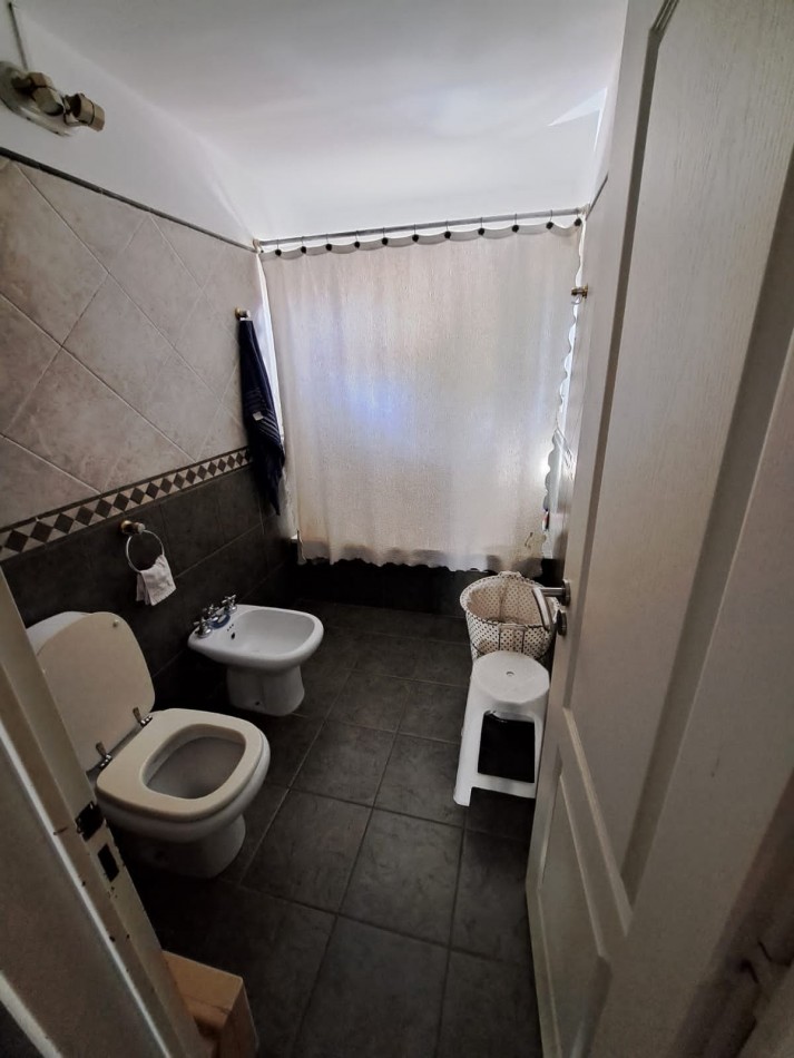 Tonelero 7400. Casa multifamiliar. 