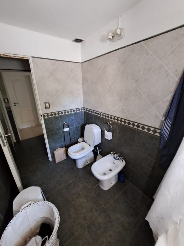 Tonelero 7400. Casa multifamiliar. 