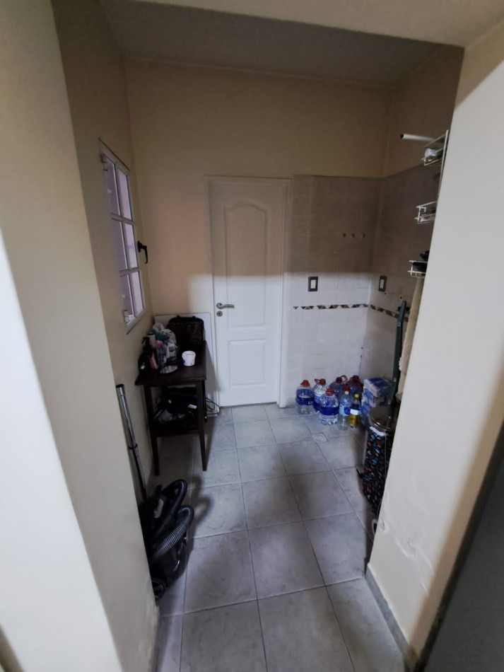 Tonelero 7400. Casa multifamiliar. 