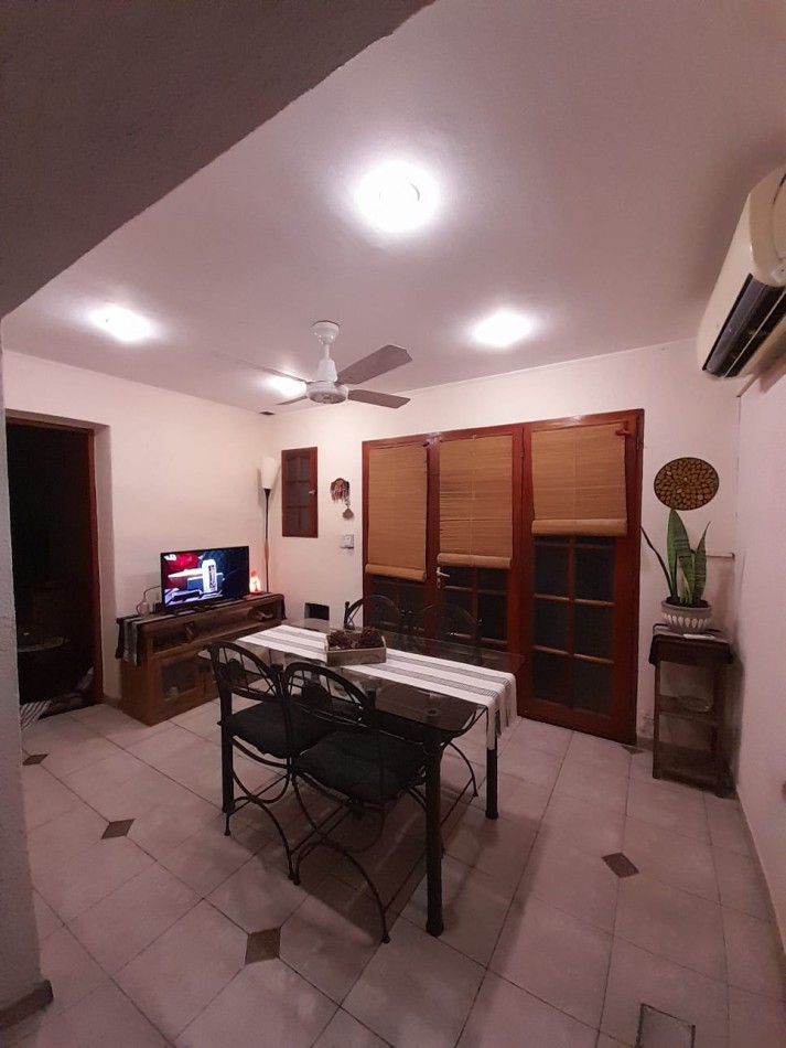 Acassuso 6600. PH 2 ambientes.