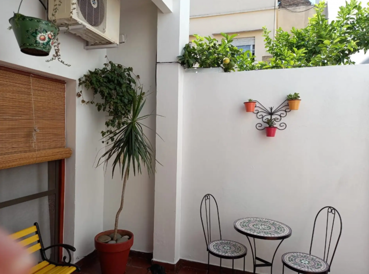 Acassuso 6600. PH 2 ambientes.