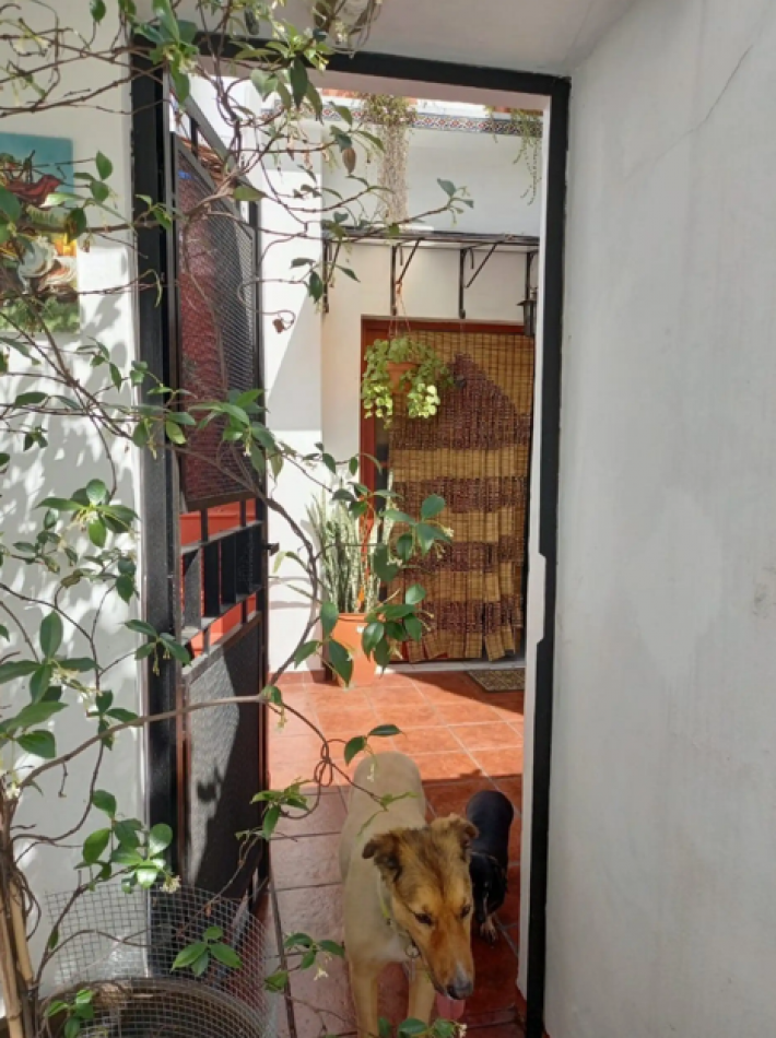 Acassuso 6600. PH 2 ambientes.