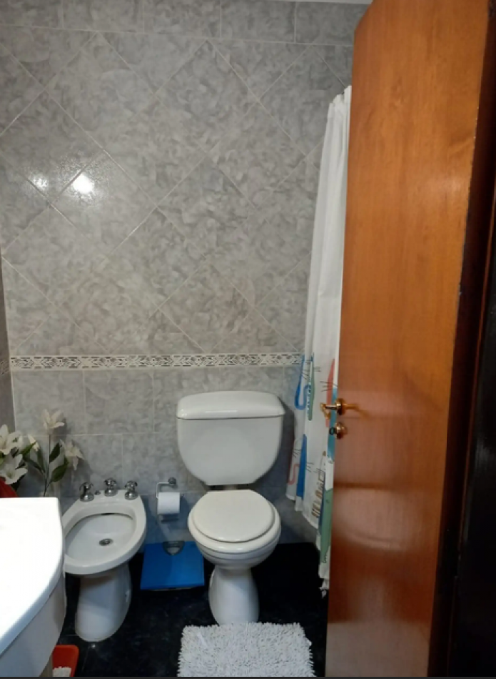 Acassuso 6600. PH 2 ambientes.