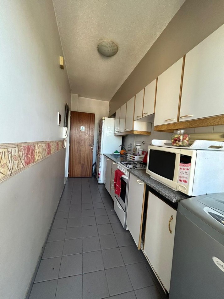 Manuel Artigas 5100. Departamento 2 ambientes con balcon.