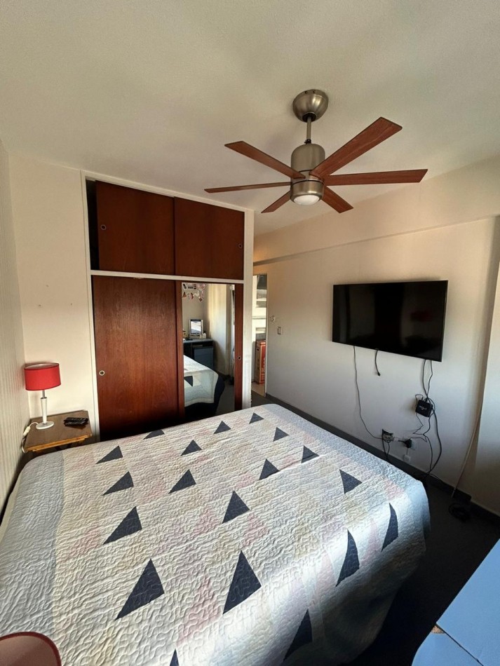 Manuel Artigas 5100. Departamento 2 ambientes con balcon.