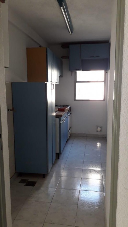 Manuel Artigas 5100. Departamento 3 ambientes