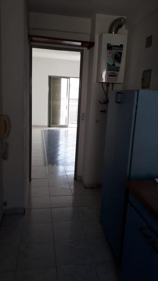 Manuel Artigas 5100. Departamento 3 ambientes