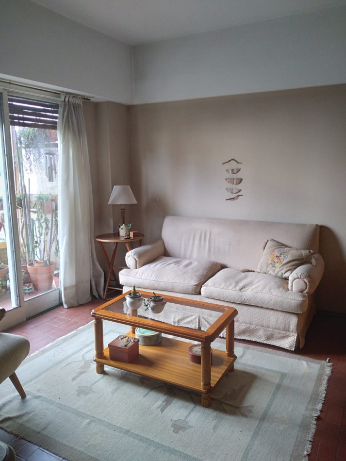 Cosquin 700. Departamento 2 ambientes contrafrente.