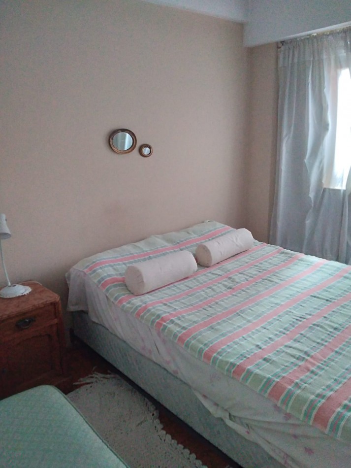 Cosquin 700. Departamento 2 ambientes contrafrente.