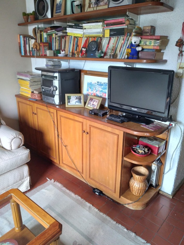 Cosquin 700. Departamento 2 ambientes contrafrente.