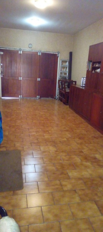 Cosquin 1300. Casa 4 ambientes.