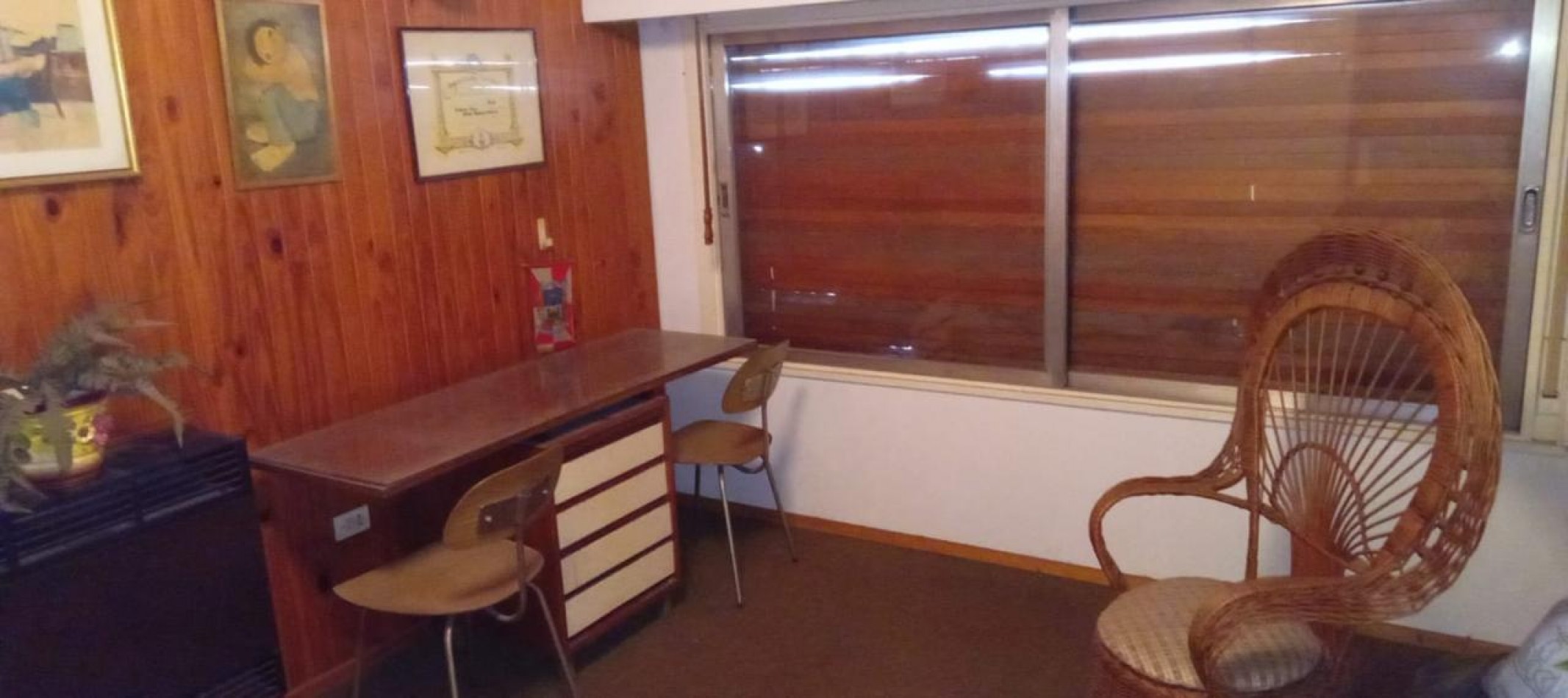 Cosquin 1300. Casa 4 ambientes.