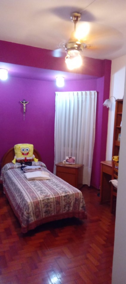 Timoteo Gordillo 1600. Casa para 2 familias.