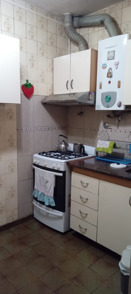 Timoteo Gordillo 1600. Casa para 2 familias.