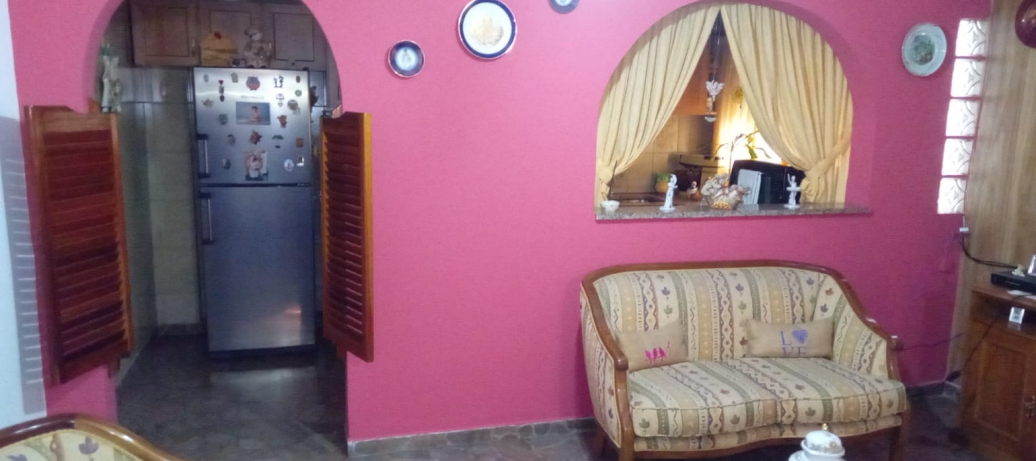 Timoteo Gordillo 1600. Casa para 2 familias.