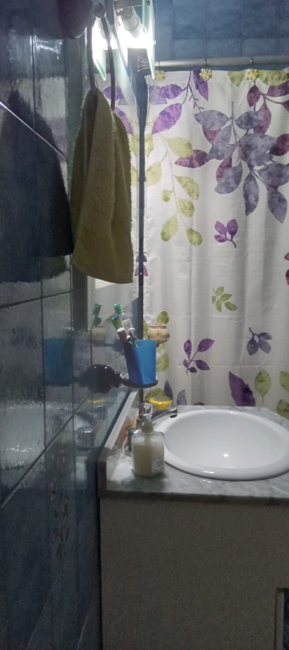 Timoteo Gordillo 1600. Casa para 2 familias.