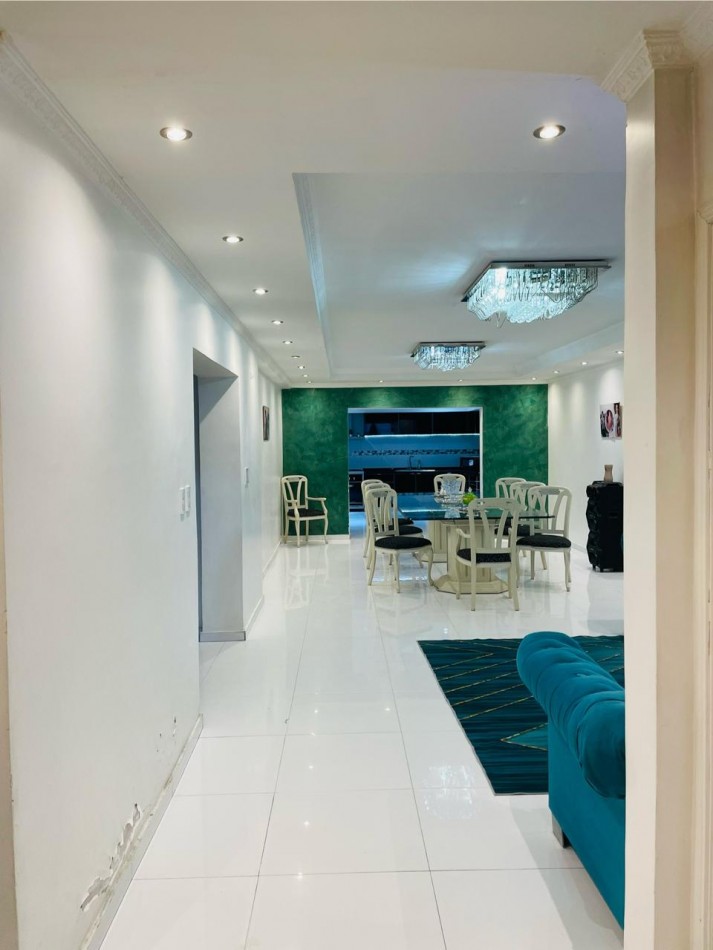 Miralla 600. PH 4 ambientes