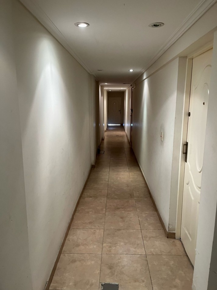 Zequeira 6900. PH 2 ambientes planta baja con patio.