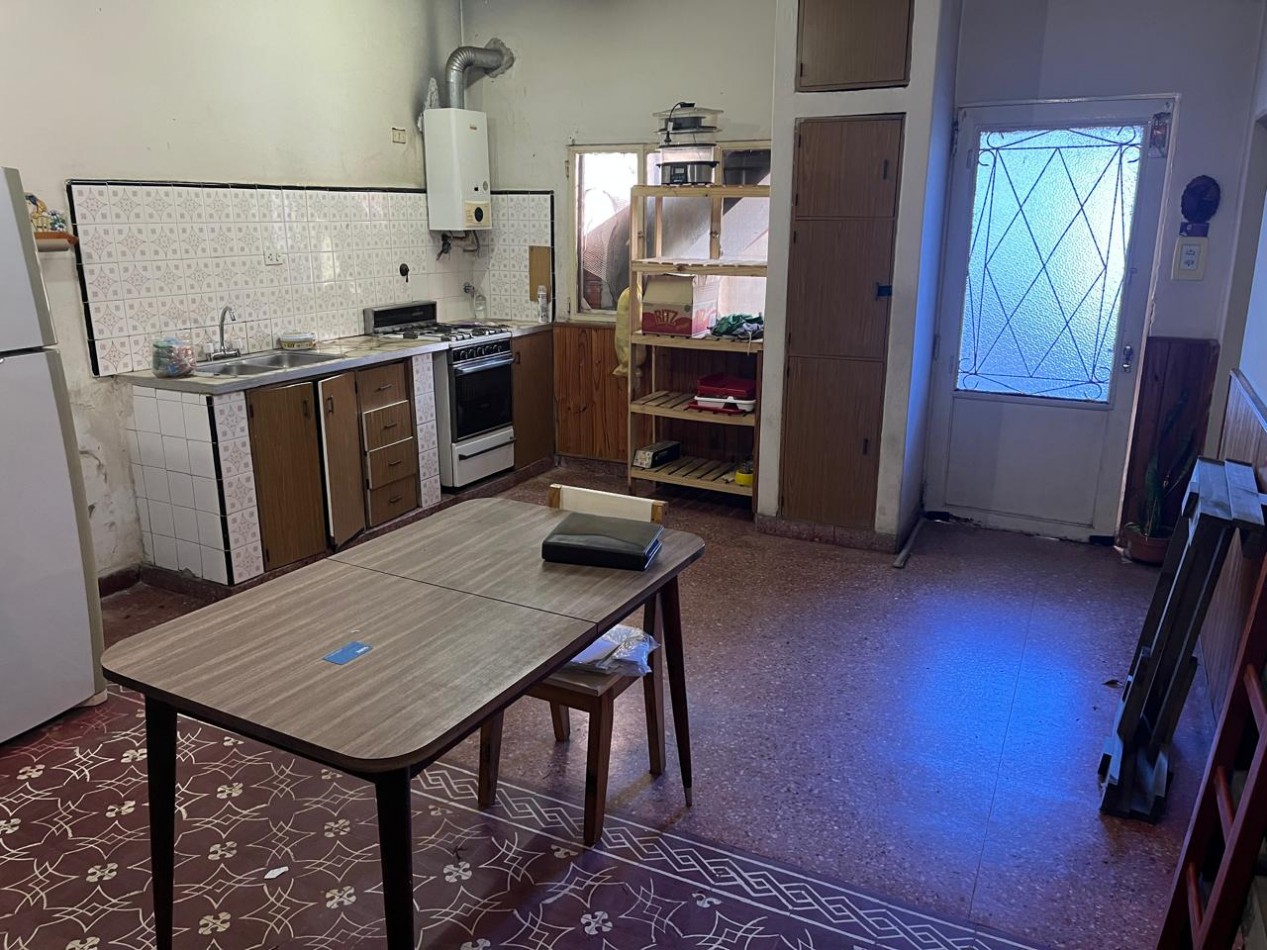 Cotocollao 1300. PH 4 ambientes al frente.