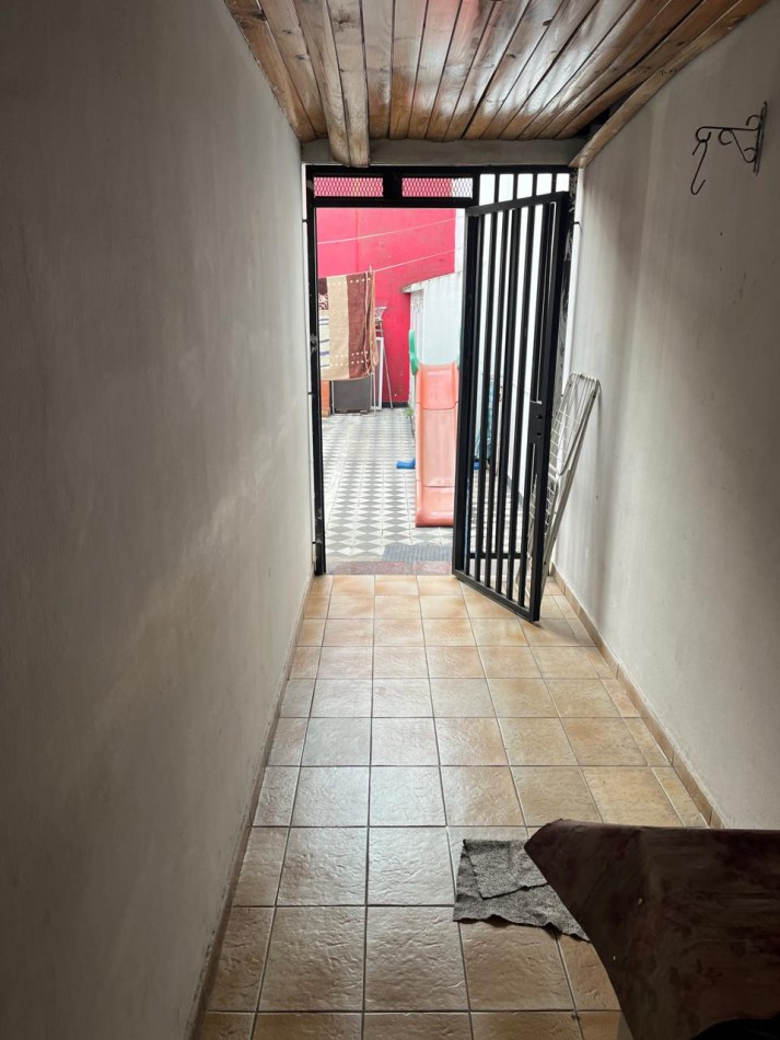 Cavia 588. Casa chalet de 3 ambientes.