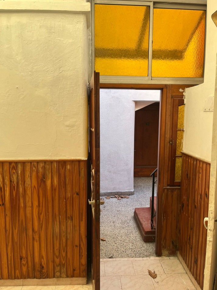 Ercilla 6600. PH 3 ambientes a refaccionar