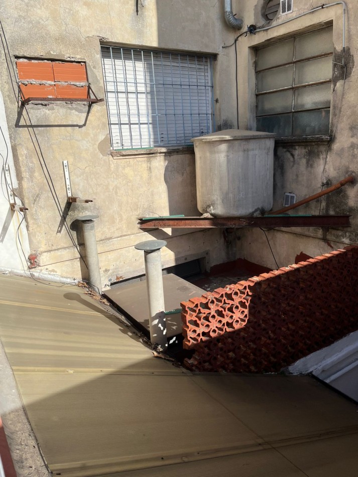 Ercilla 6600. PH 3 ambientes a refaccionar