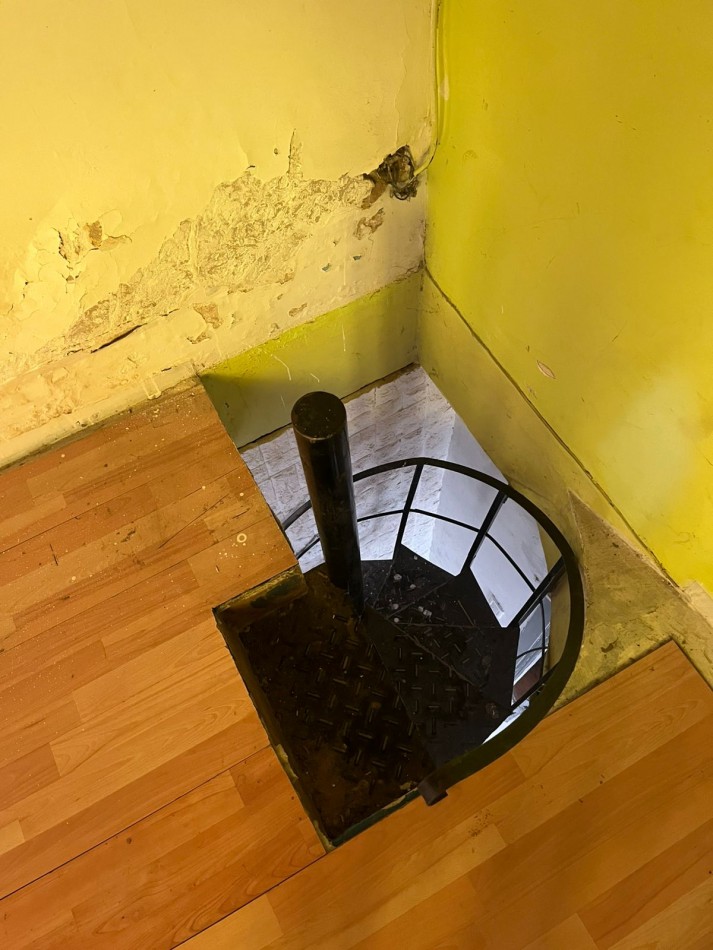 Ercilla 6600. PH 3 ambientes a refaccionar