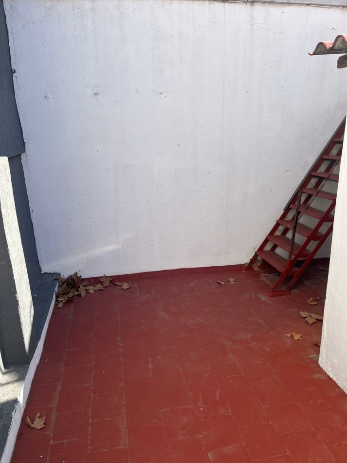 Ercilla 6600. PH 3 ambientes a refaccionar