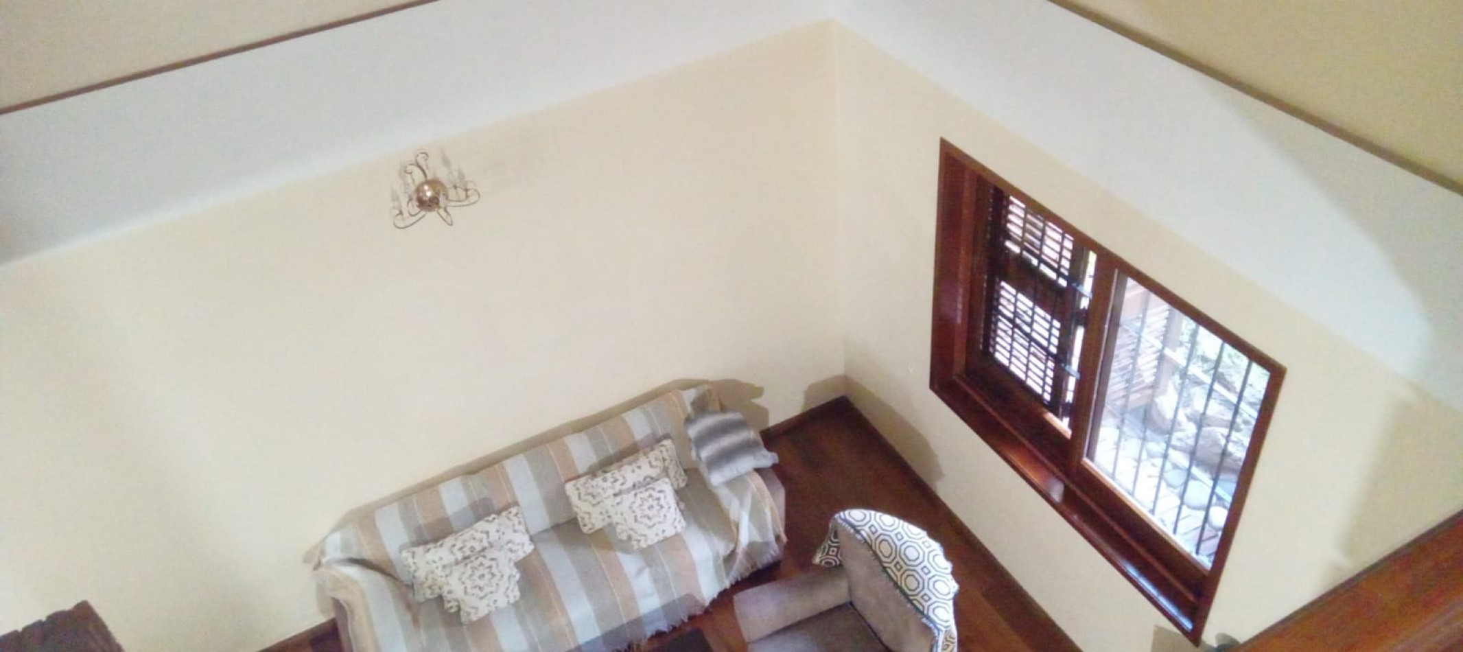 Cafayate 1100. Chalet 4 ambientes.