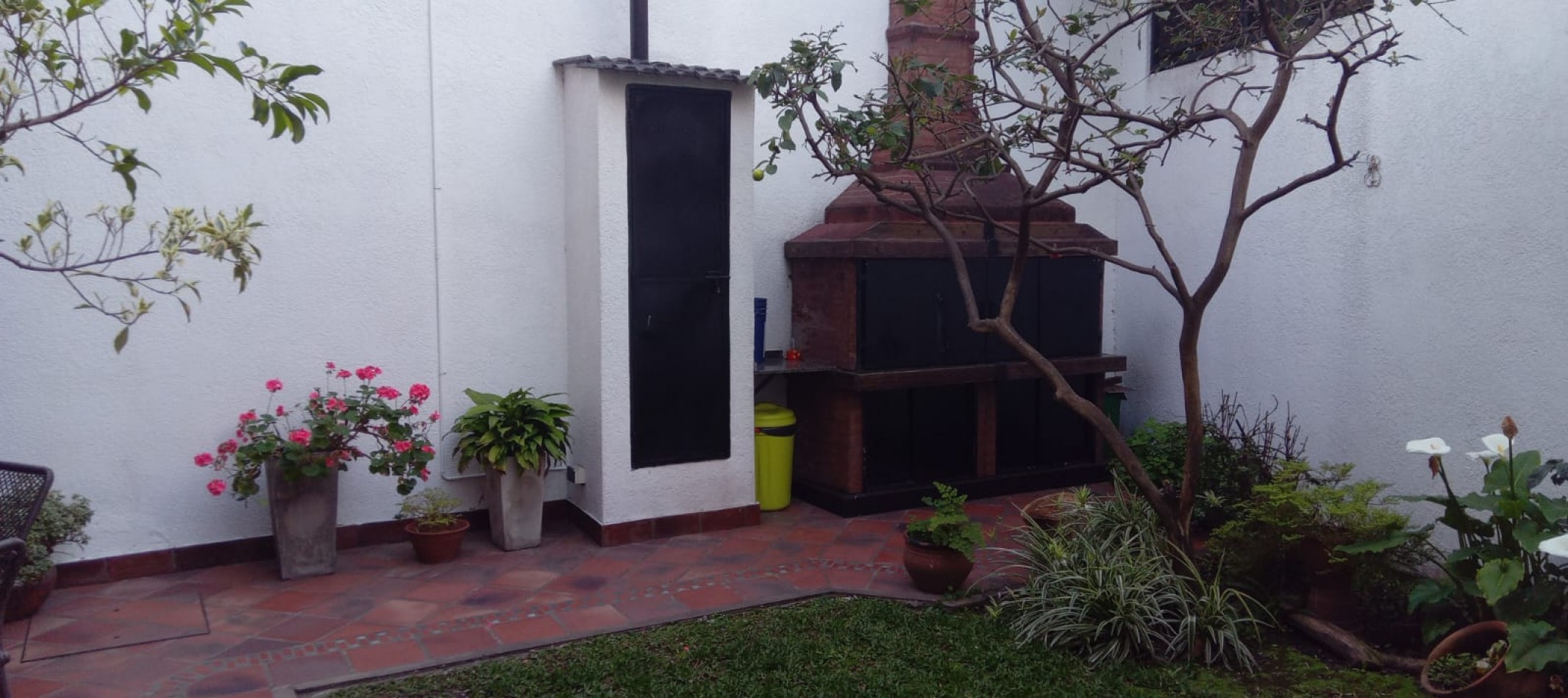 Cafayate 1100. Chalet 4 ambientes.