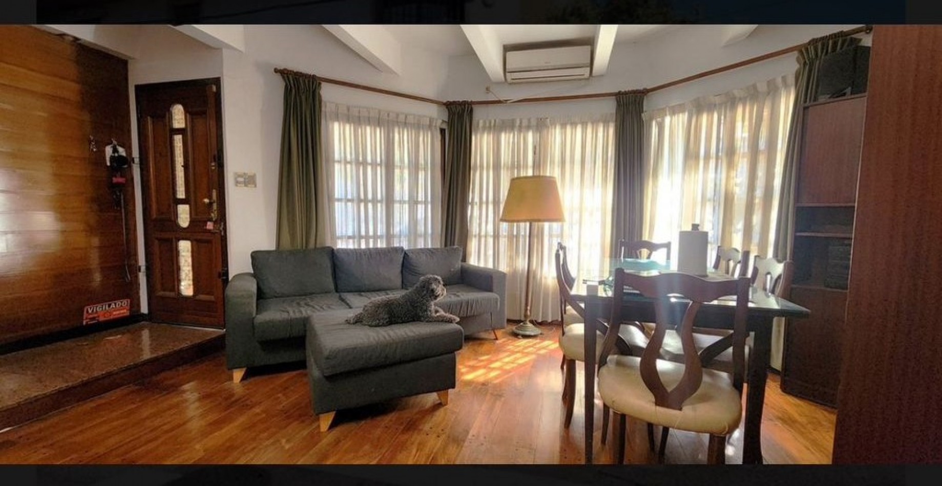 Ercilla 7000. Casa 4 ambientes.