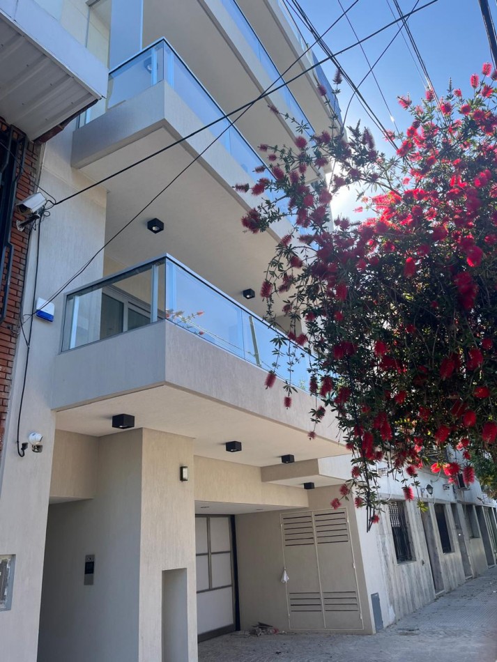 Oliden 1200. Departamentos 2 ambientes a estrenar.