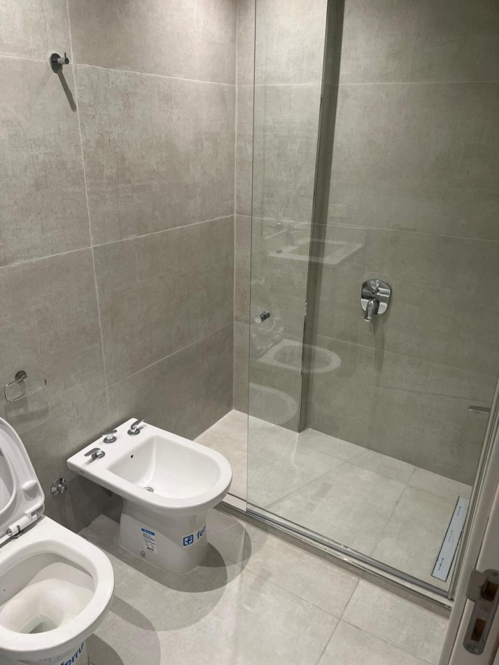 Oliden 1200. Departamentos 2 ambientes a estrenar.