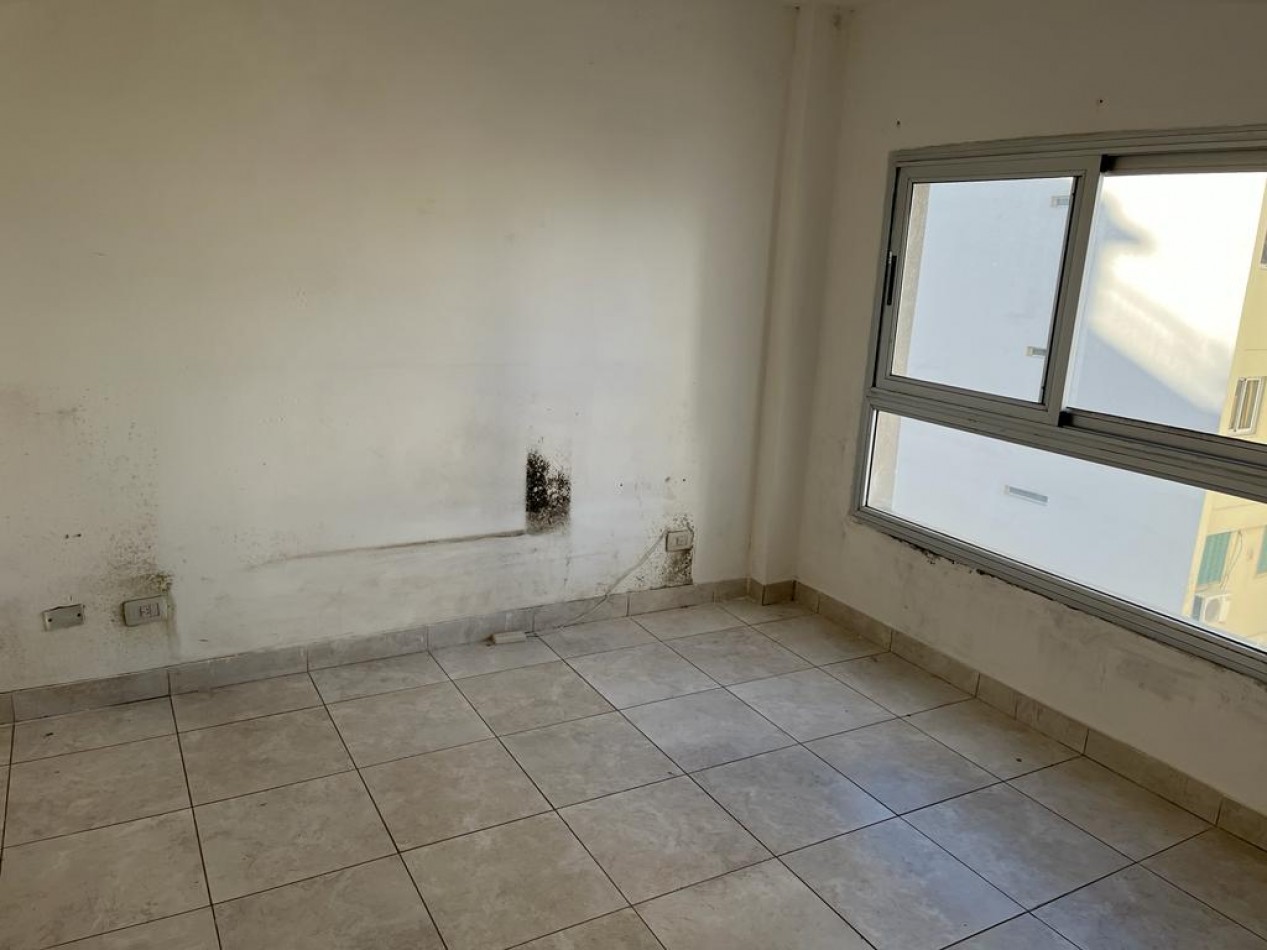 Directorio 600. Departamento 2 ambientes contrafrente.