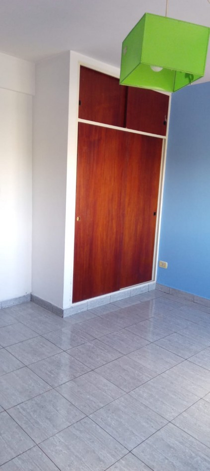 Martiniano Leguizamon 700. PH/Duplex 3 ambientes al frente.