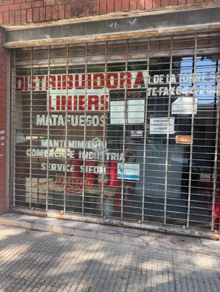 Lisandro de la Torre 900. Local 