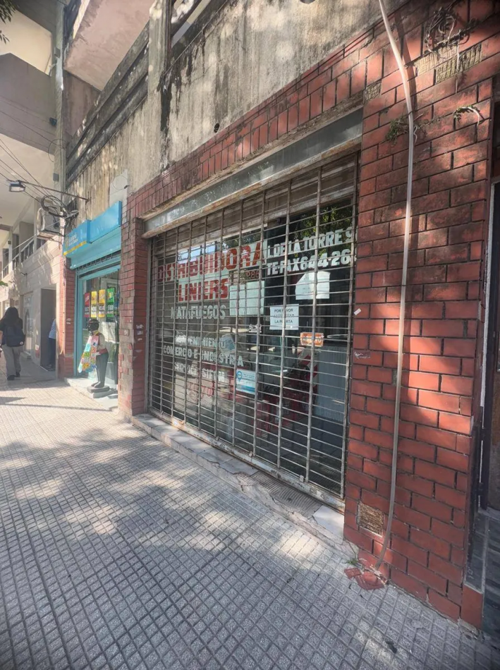 Lisandro de la Torre 900. Local 