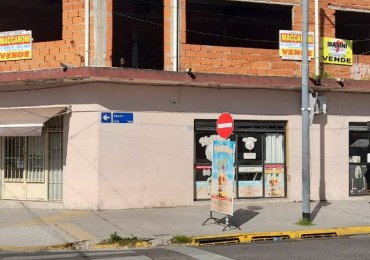 Castañares 4900. Locales.